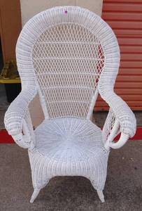 lot 157 image: INCREDIBLE WHITE WHICKER WING BACK CHAIR - EX CONDITION $$$