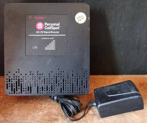 lot 220 image: Personal Cell Spot Signal Booster