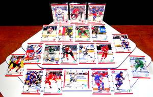 lot 247 image: 1990 SCORE NHL HOCKEY CARD LOT AS SHOWN INCLUDING JEREMY ROENICK