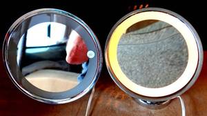 lot 250 image: PAIR OF LIGHT UP EXTENDING ADJUSTABLE WALL HANGING VANITY MIRRORS - ROUND 10 WIDE