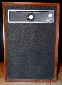 lot 258 image: RARE VINTAGE MIIDA 601 SPEAKER