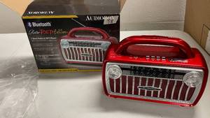 lot 38 image: Audiovox Bluetoth Retro Red Ediition Speaker w FM Radio
