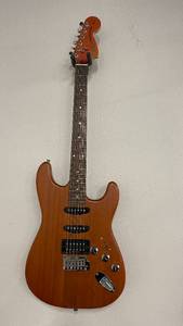 lot 1 image: Squier Stratocaster Electric Guitar (Works)