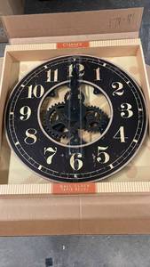lot 182 image: Chaney Wall Clock Tapei Reloj