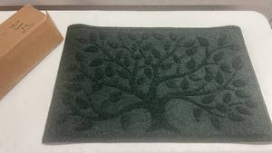 lot 183 image: Tree Imprinted Green Rug 35x22