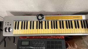 lot 229 image: M-Audio 61-key Midi Keyboard (Works)