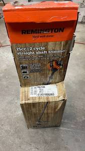 lot 232 image: Remington 25cc 2cycle Straight Trimmer (Untested)