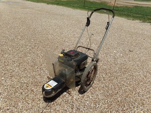 lot 50 image: DR 6.75HP COMMERCIAL TRIMMERMOWER KAWASAKI ENO FC150VJ78290 FC150V-ES31
