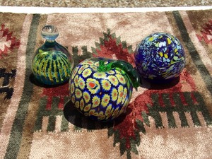 lot 68 image: 3 DECORATIVE GLASS PAPER WEIGHTS&nbsp