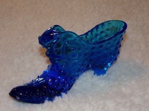 lot 106 image: FENTON VINTAGE BLUE COBALT WOMENS SHOE