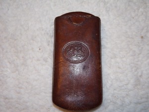lot 108 image: ANTIQUE LEATHER CASE - POSSIBLY FOR PENS,CIGARS,CIGARETTES FROM 1904