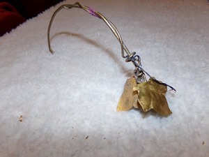 lot 135 image: VINTAGE BONSOIR 0011 CANDLE SNUFFER