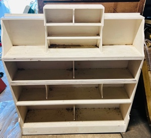lot 12 image: 41x38x9 Vintage Distressed Look White BookcaseBook Shelf