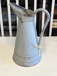 lot 15 image: Antique Galvanized Country Farmhouse Metal Milk Pitcher