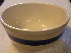lot 167 image: AMERICAN POTTERY HANDMADE IN MARSHALL, TX - 11 W x 5 D