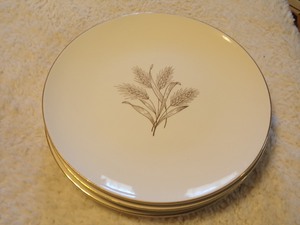 lot 178 image: 6 PIECE K KNOWLES WHEAT X4009 by FREDA DIAMOND&nbsp