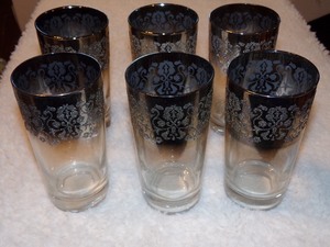 lot 182 image: 6 - MCM VITREON QUEEN LUSTERWARE MERCURY FADE GLASSES