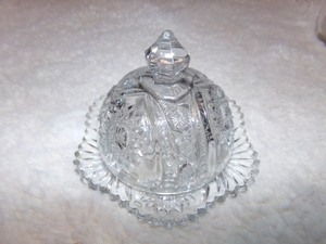 lot 194 image: CUT GLASS CHEESE BALL DISH with DOME