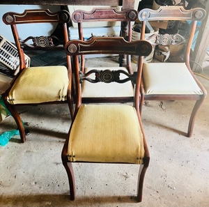 lot 26 image: 4 Fancy Vintage Wooden Chairs