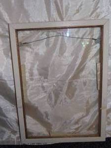 lot 200 image: Handmade White & Gold Museum Grade Delicate Frame With Glass 18 x 13.5