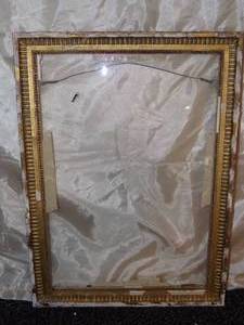 lot 201 image: Vintage Handmade Museum Grade Delicate Frame with Glass 19 x 14