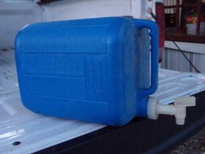 lot 250 image: Coleman Water Jug w Spigot