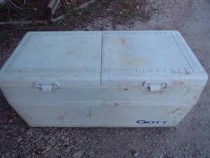 lot 236 image: Gott Large 2 Door Cooler With Rope Handles