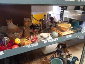 lot 48 image: Shelf lot of Home decor.