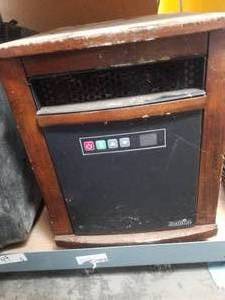 lot 50 image: Duraflame electric heater