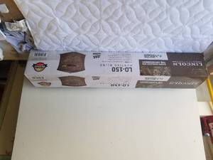 lot 86 image: Lincoln LO-150 hunting blind - NIB