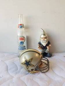 lot 119 image: Dallas Cowboys lot
