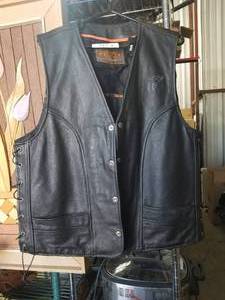 lot 269 image: Black leather bikers vest