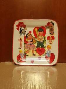 lot 148 image: Vintage Valintine themed square plate