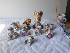 lot 157 image: Selection of cherubs - Kristen