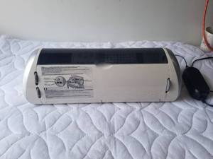 lot 189 image: Cricut Expression machine - came on when tested
