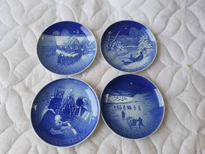 lot 251 image: Selection of vintage 1969, 70, 71, and 72 plates - Bing & Grondahl