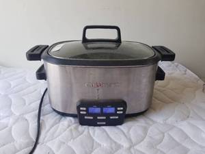 lot 281 image: Cuisinart electric potcooker
