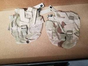 lot 325 image: Selection of 2 Camo Mole II 1qt canteengeneral purpose pouches