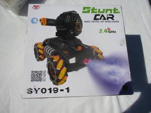 lot 55 image: NIB- SY 019-1 Stunt Car, radio control hot speed racing car