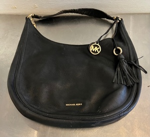 lot 18 image: Black Michael Kors Purse
