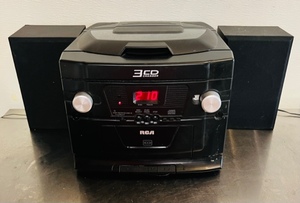 lot 41 image: RCA Model RS22163CP AMFMCassette3 Disc Changer CD Player