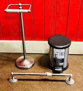 lot 45 image: Mainstays Stainless Steel Round Step Can, Towel Rack and 22 Toilet Paper Dispenser&nbsp