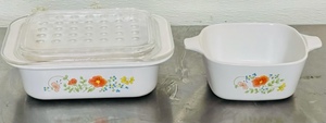 lot 47 image: Corningware Spice of Life - 1 Qt Casserole Dish (MC-1-B) wPyrex Lid &amp 2 34 Cup Baking Dish (P-43-B)&nbsp