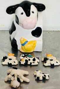 lot 84 image: 8 Certified Intl Corp Cow Cookie Jar w5 Cow Refrigerator Magnets