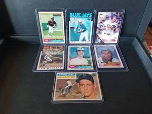 lot 111 image: Selection of Baseball cards - some rookies