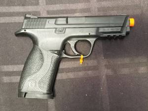 lot 11 image: Smith & Wesson .177 blowback CO2 air BB Gun