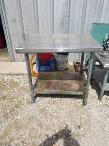 lot 116 image: Stainless Steel table - 30by 36 by 33