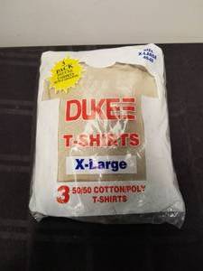 lot 42 image: Pack of 3 XL Duke military brown tshirts