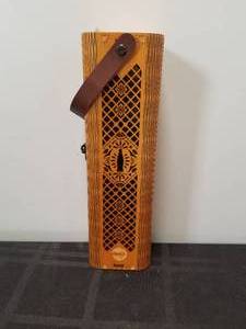 lot 128 image: Decorative wood case with leather handle for one bottle