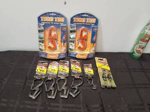 lot 188 image: Selection of load tie down items